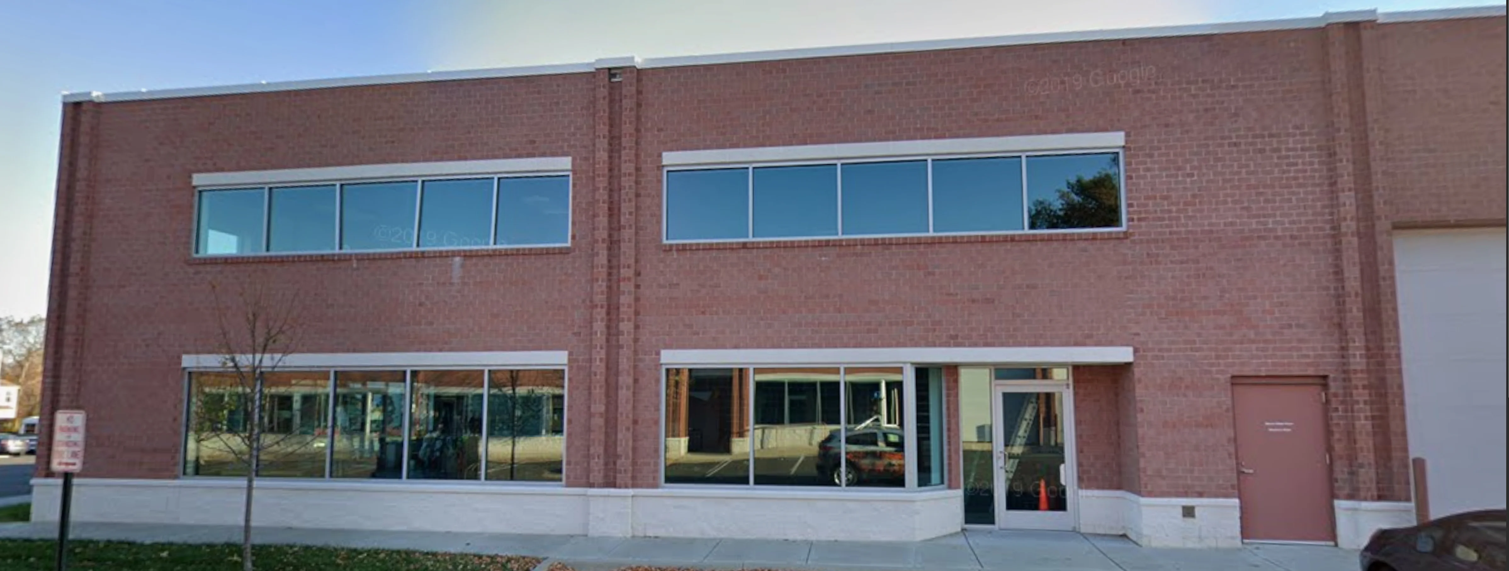 Exterior view of Quba Center Sterling building